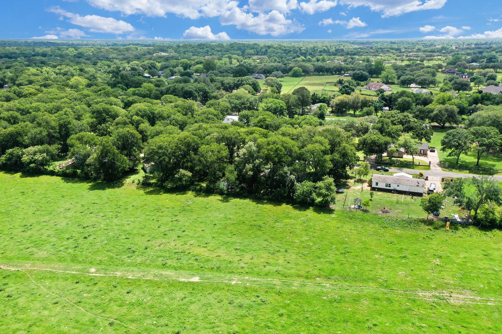 2803 Lazy River Drive