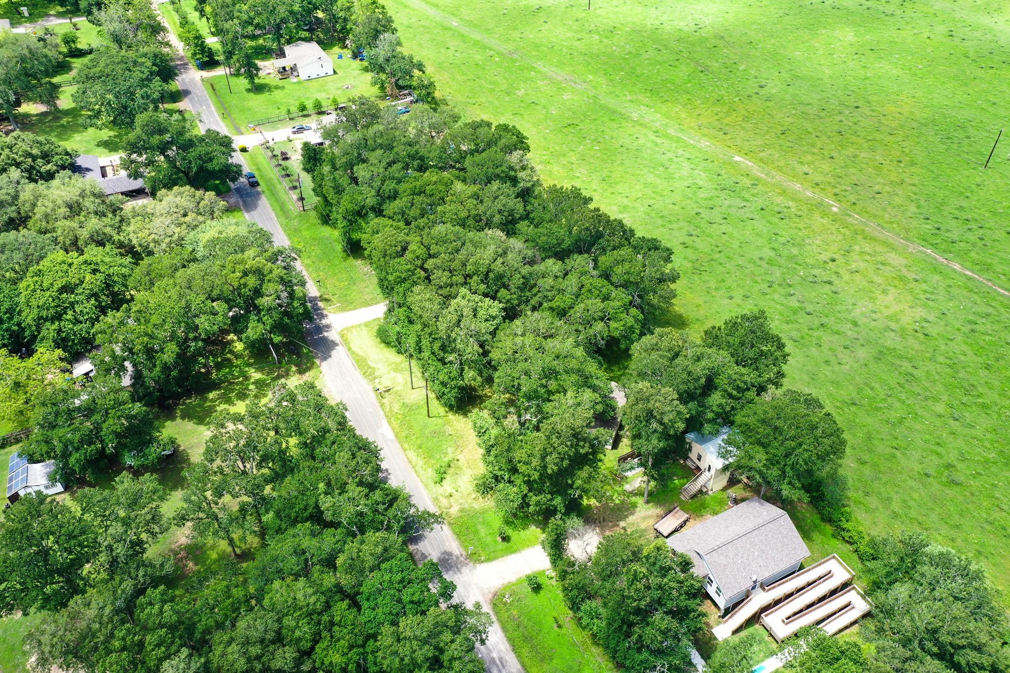 2803 Lazy River Drive