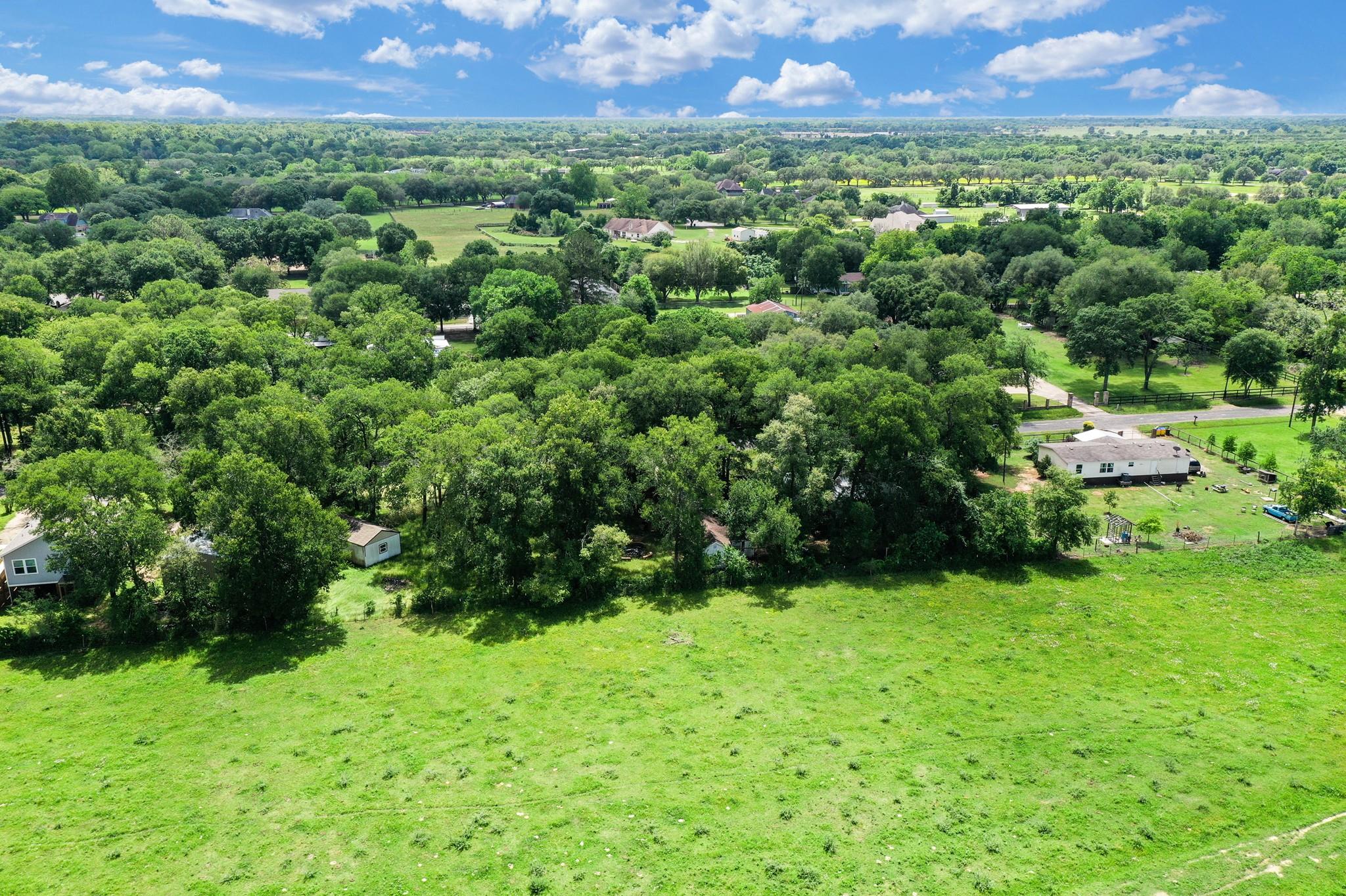 2803 Lazy River Drive