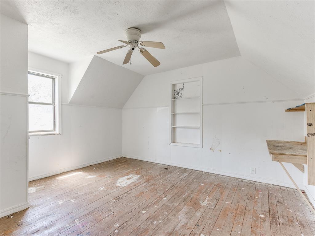 1134 E Walnut Street