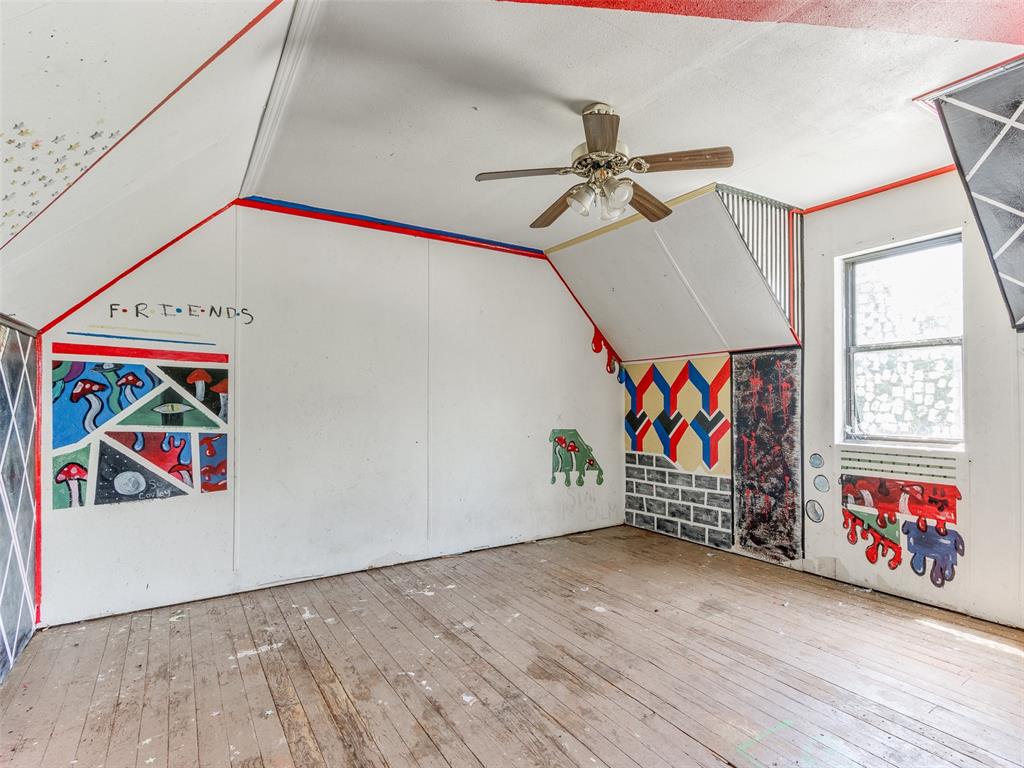 1134 E Walnut Street