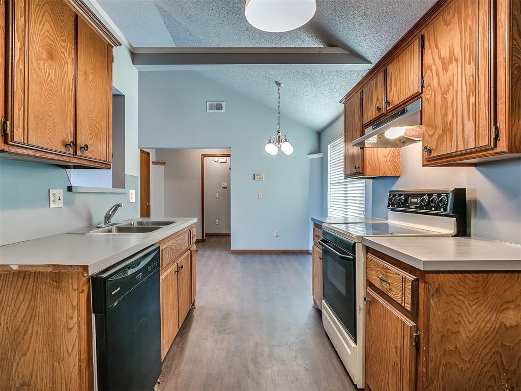 3321 Remington Court