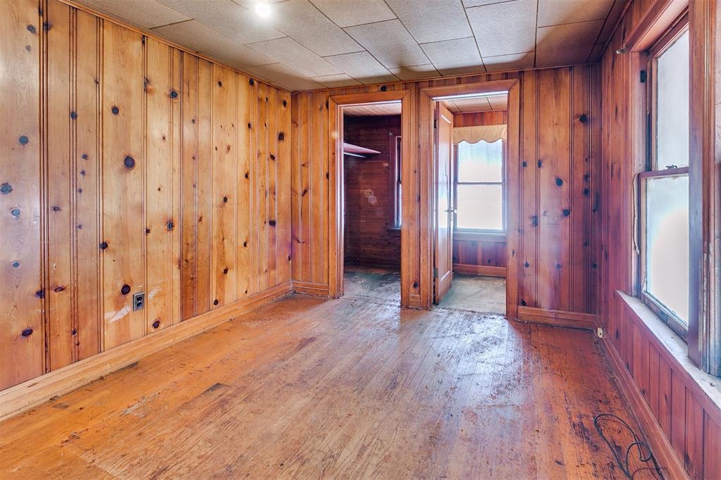 2320 E Madison Street