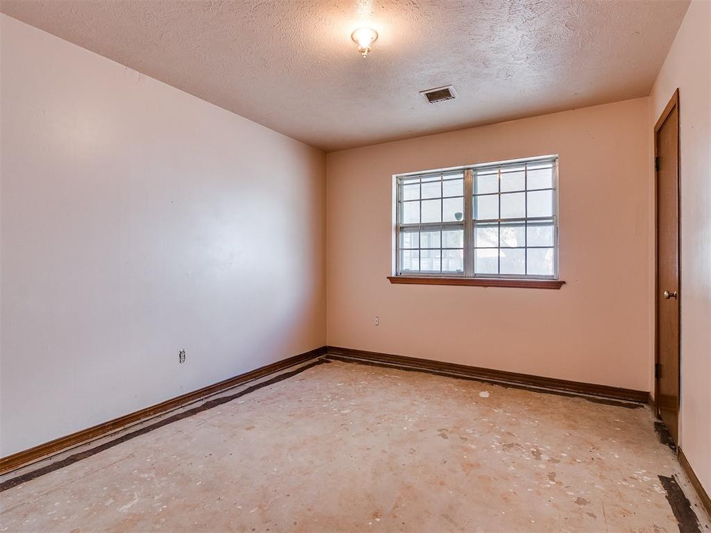 4417 NW Liberty Street