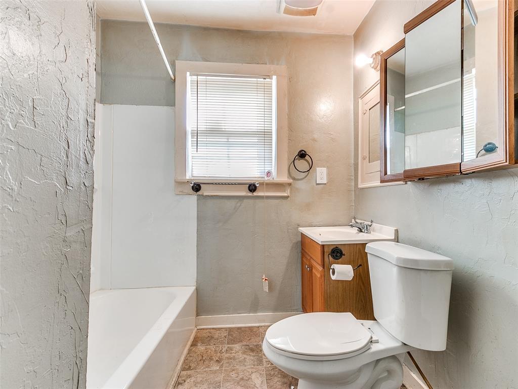 2306 N Kelham Avenue