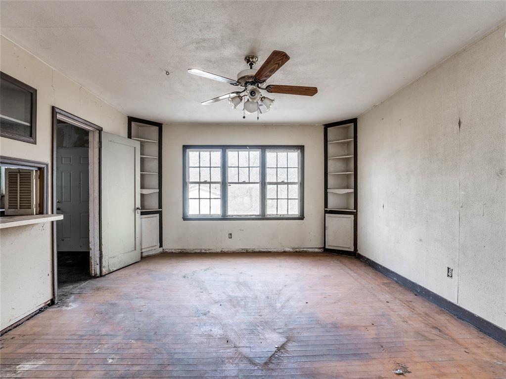 2208 N Prospect Avenue