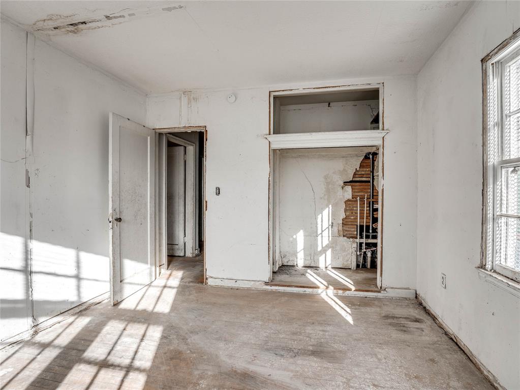 2208 N Prospect Avenue