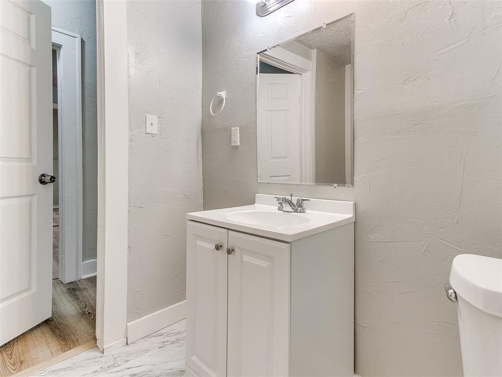 1525 NE Euclid Street