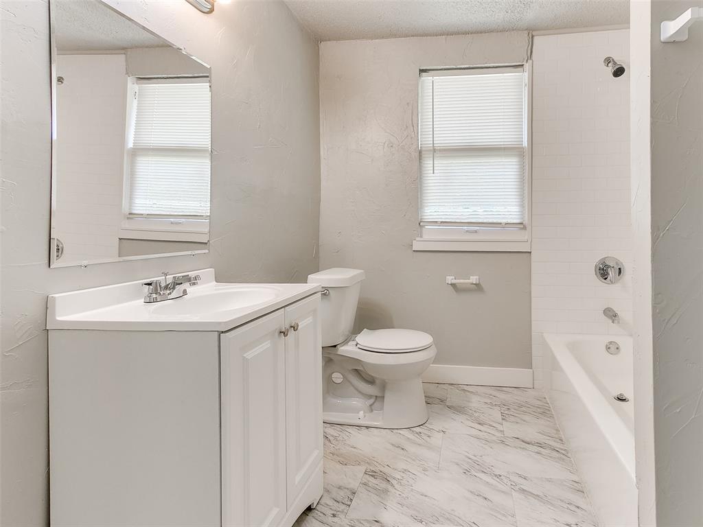 1525 NE Euclid Street