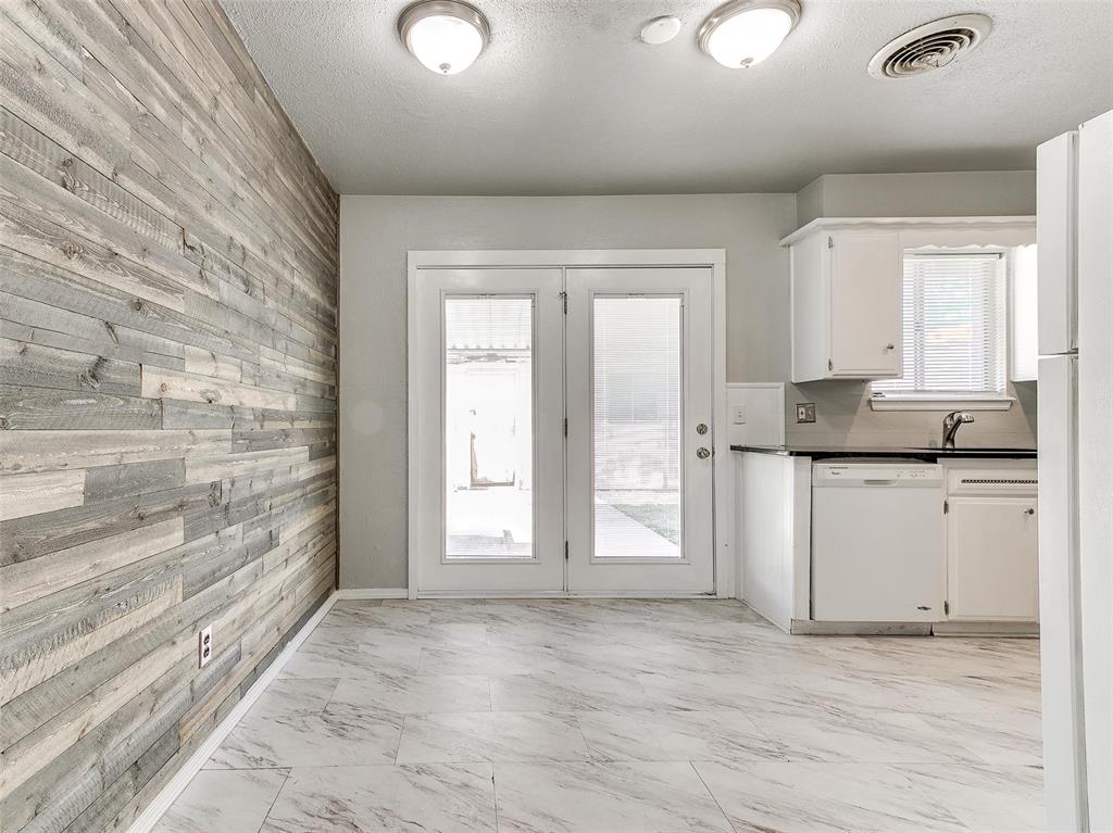 3212 S Madole Boulevard