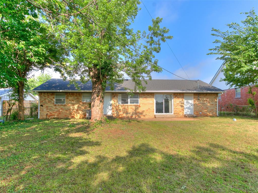 4114 N Reeder Avenue