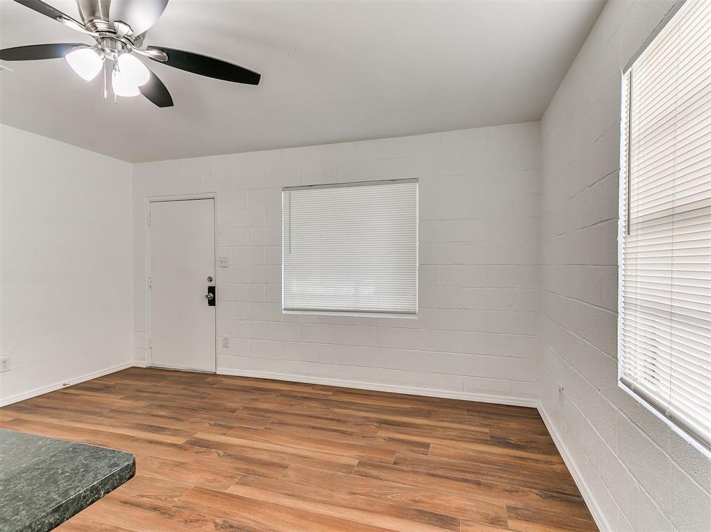 919 W Comanche Street Unit: 921