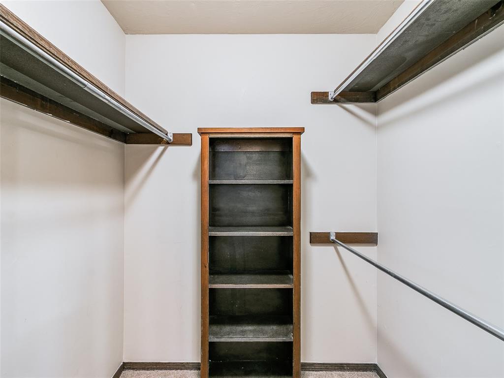 8721 Rolling Green Avenue