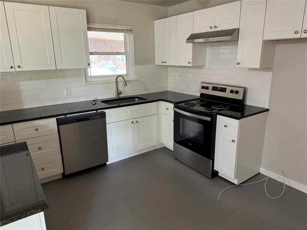 2706 N College Avenue