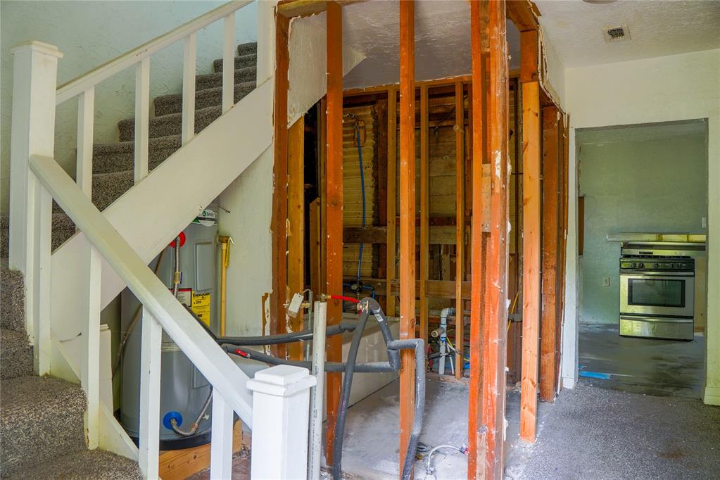 712 NW Ferris Avenue