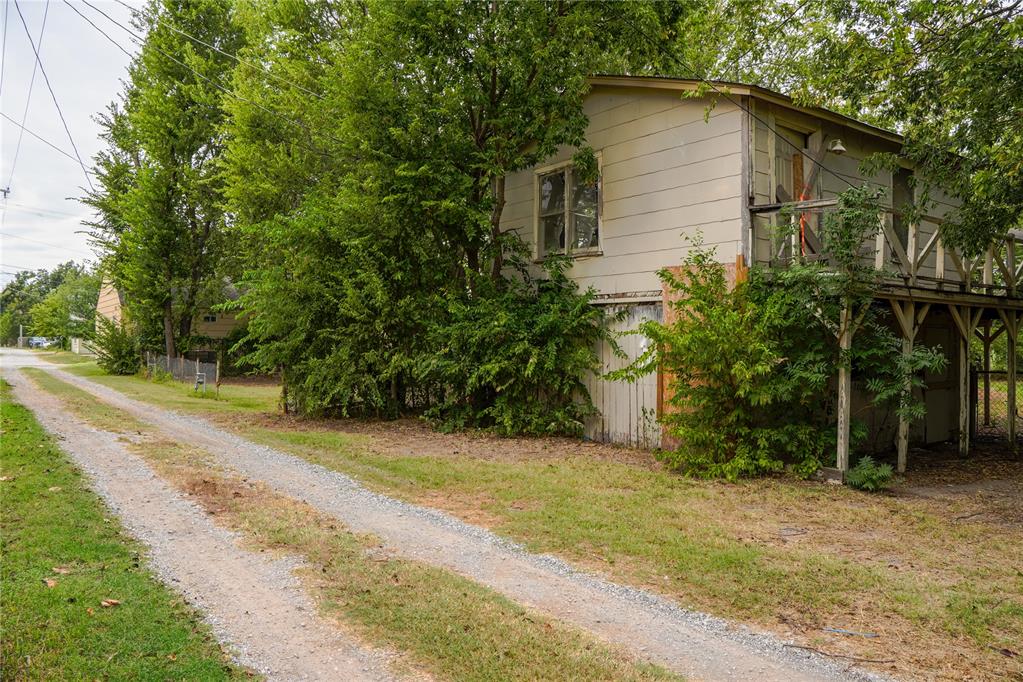 712 NW Ferris Avenue