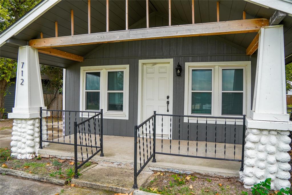 712 NW Ferris Avenue