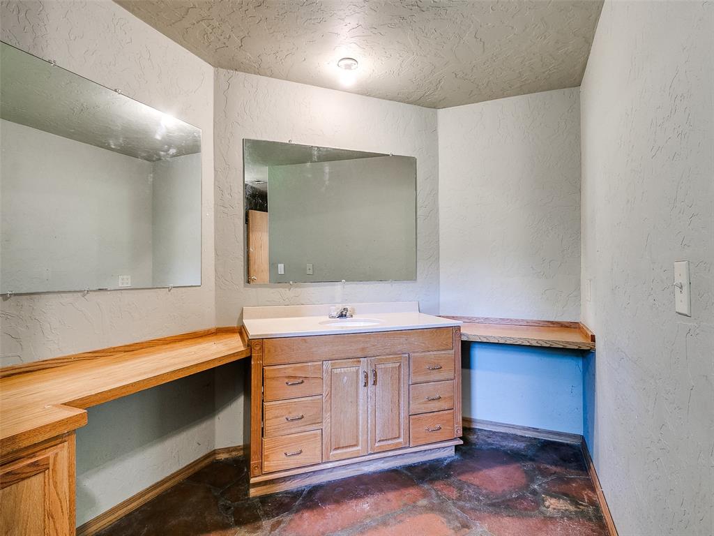 17550 E Charter Oak Road