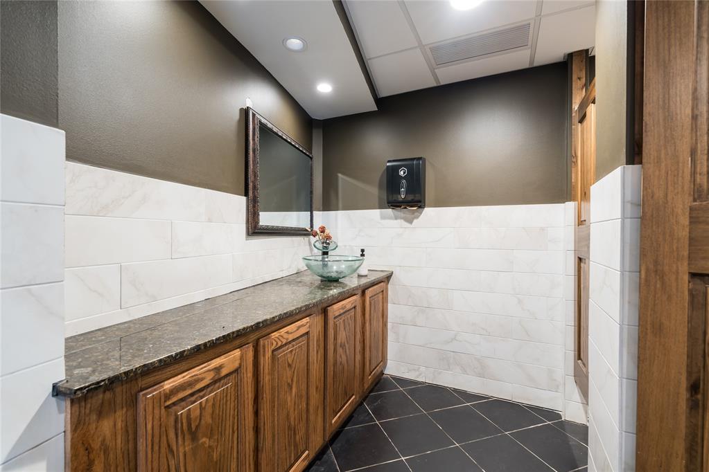 2908 Epperly Drive