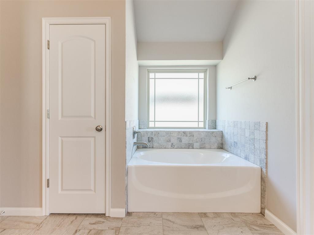 1012 Hickory Creek Drive