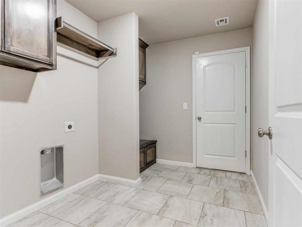 1012 Hickory Creek Drive