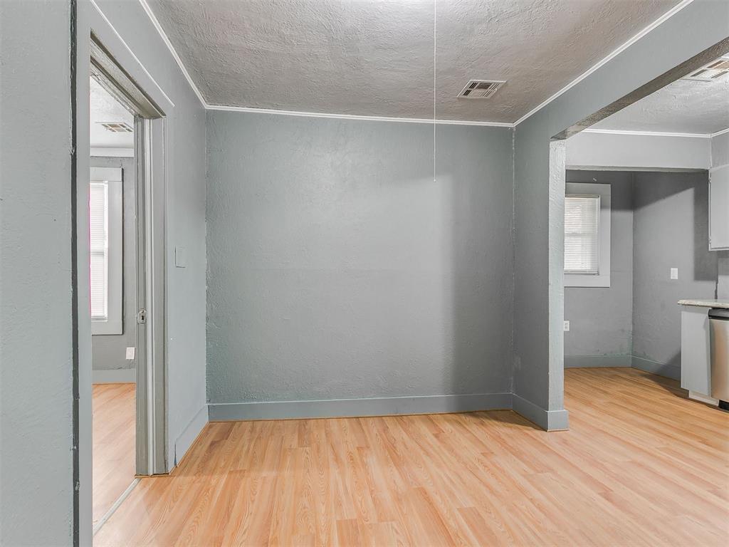 2707 N Missouri Avenue