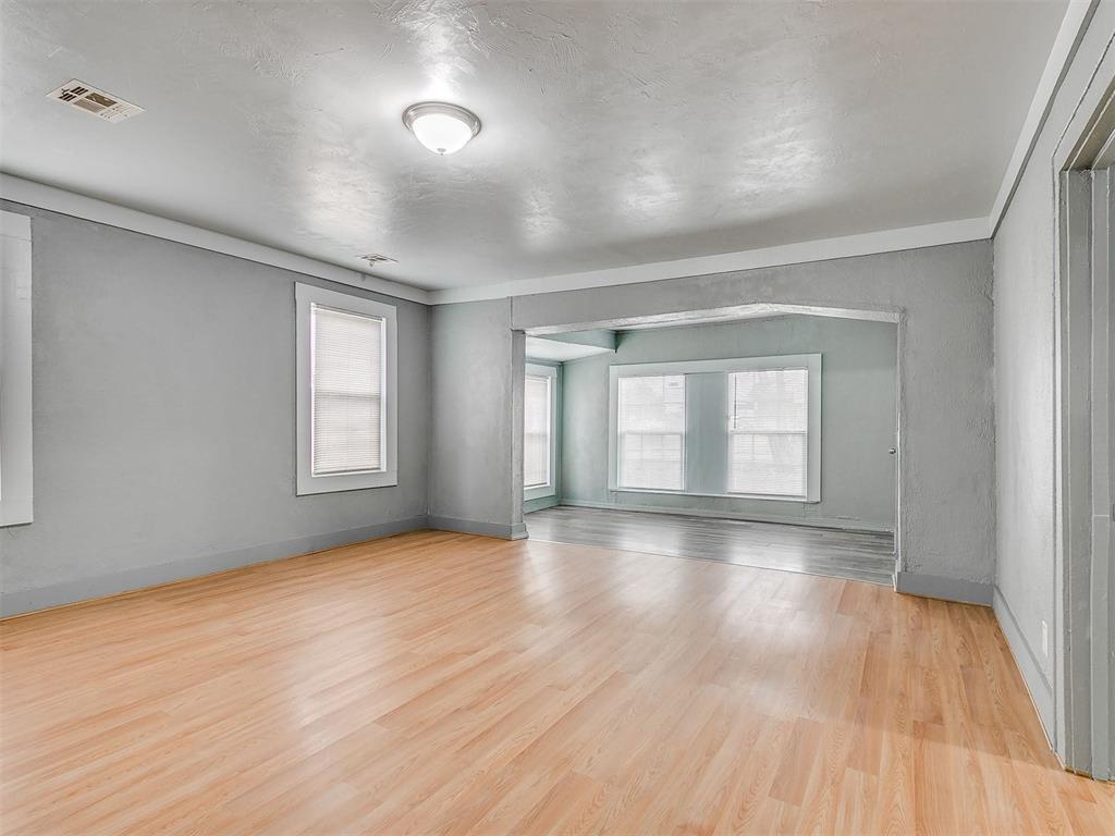 2707 N Missouri Avenue