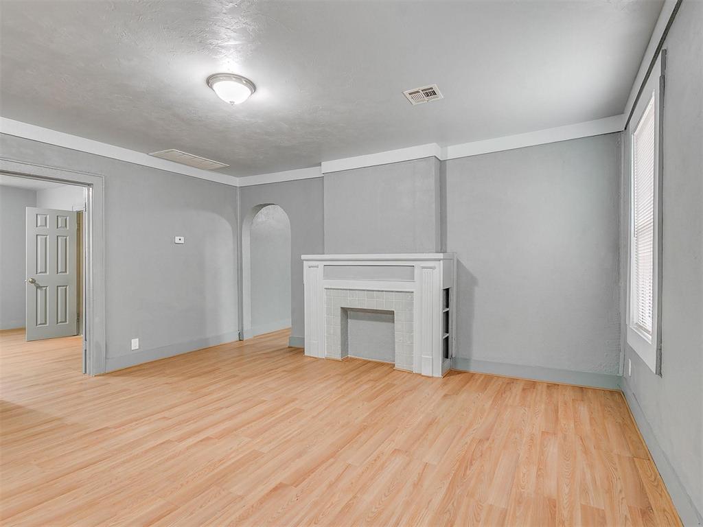 2707 N Missouri Avenue