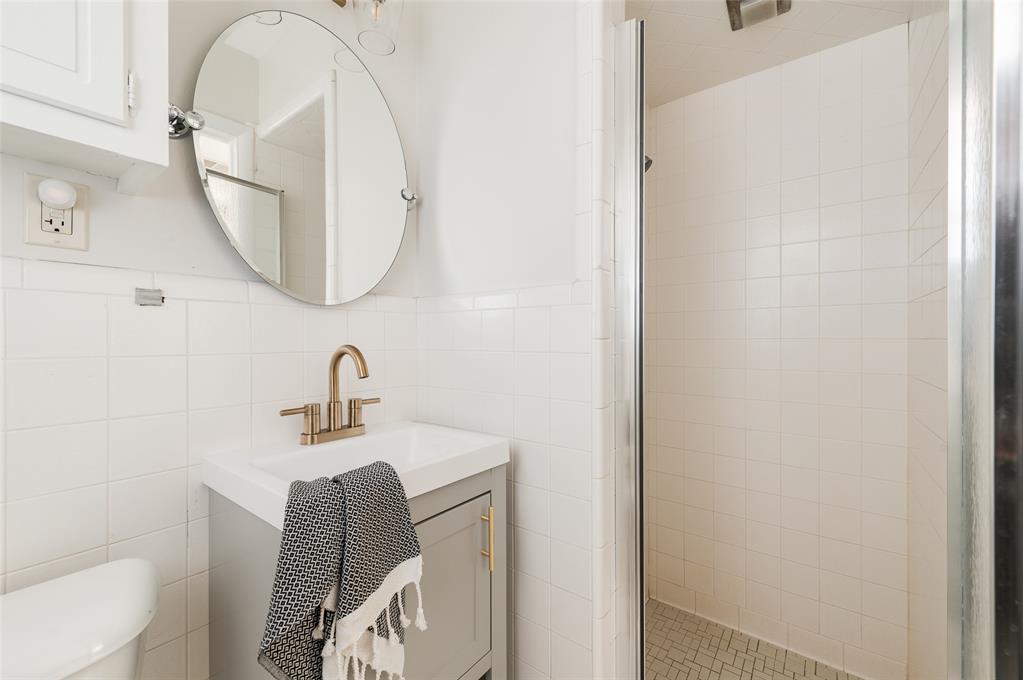 10208 Northland Road