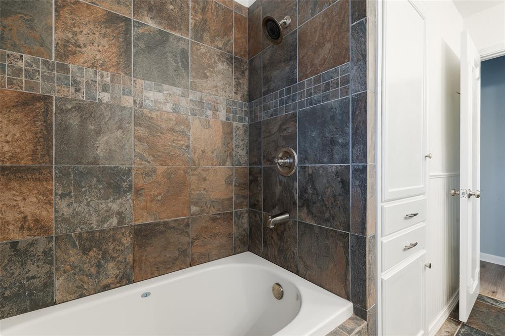 10208 Northland Road