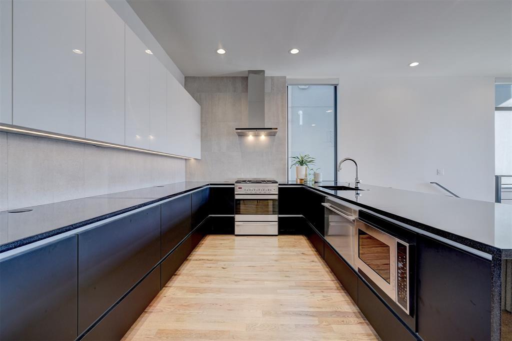 841 NW 6th Street