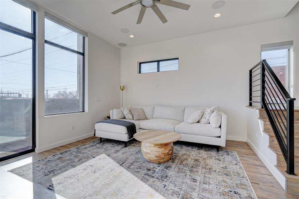 841 NW 6th Street