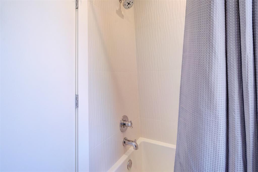 841 NW 6th Street