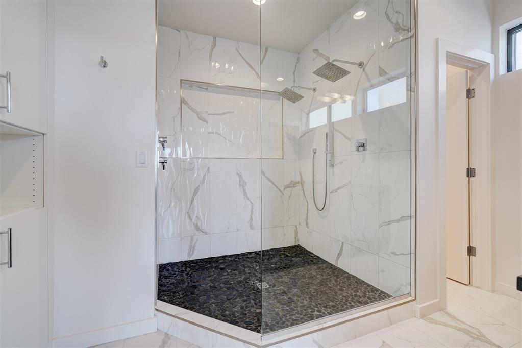841 NW 6th Street