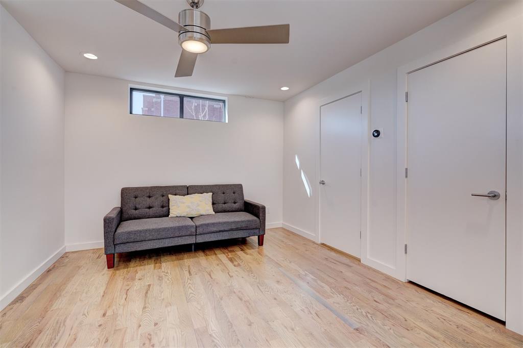 841 NW 6th Street