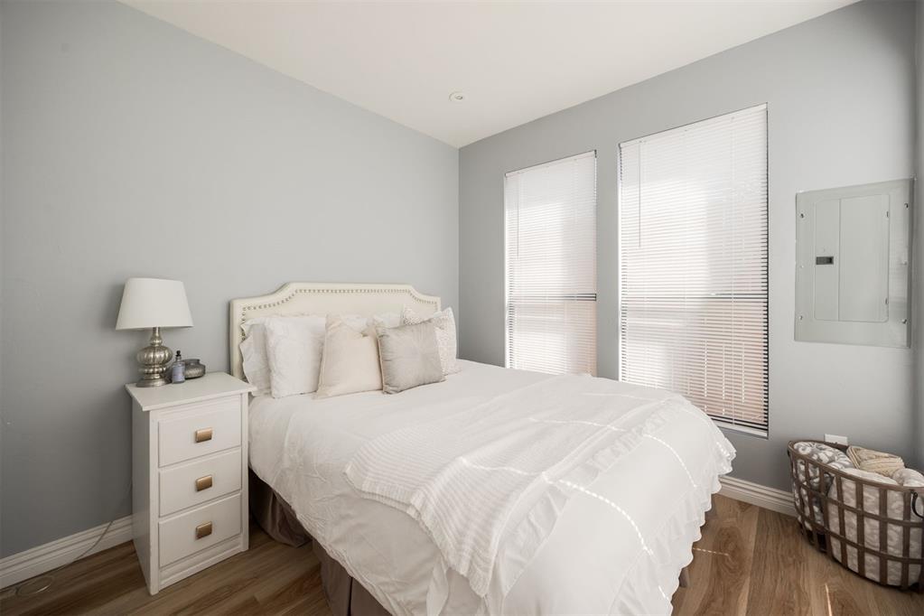 3924 NW Liberty Street