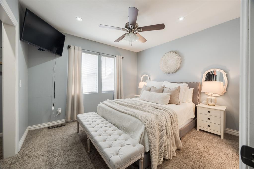 3924 NW Liberty Street