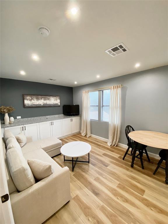 3924 NW Liberty Street