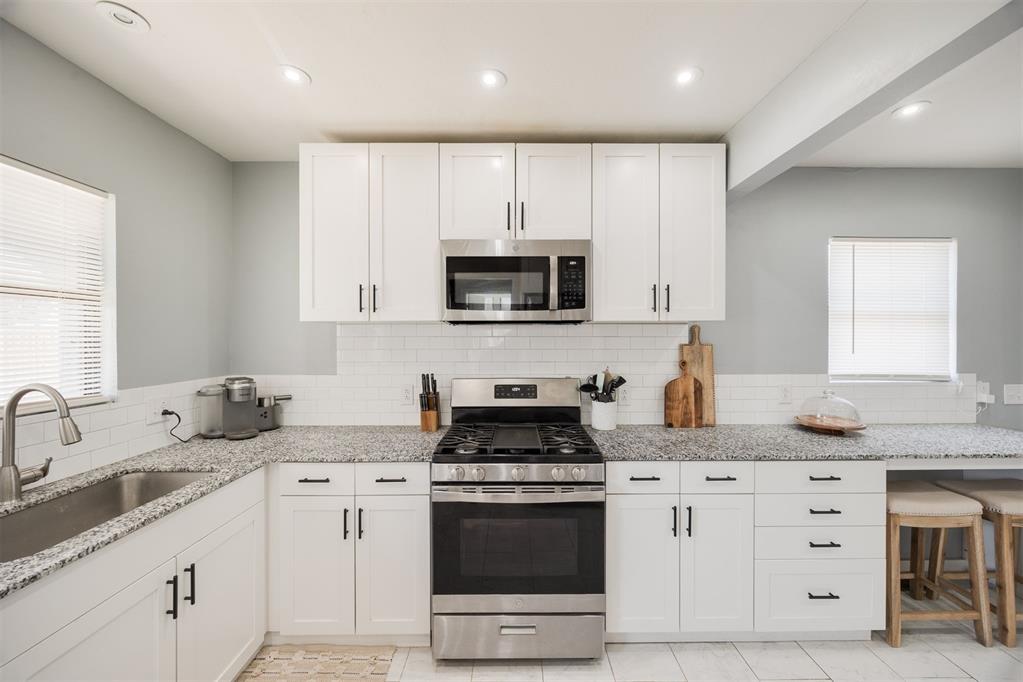 3924 NW Liberty Street