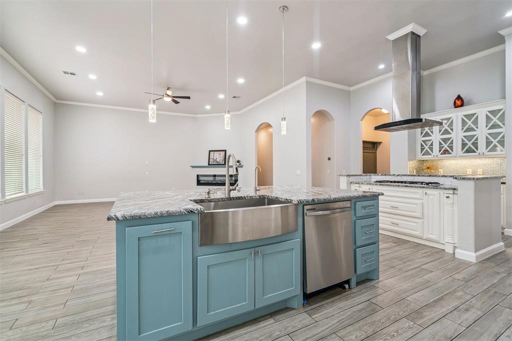 2600 Roxburgh Court
