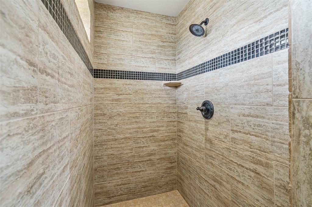 2600 Roxburgh Court