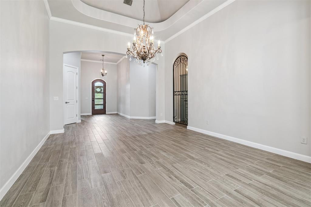 2600 Roxburgh Court