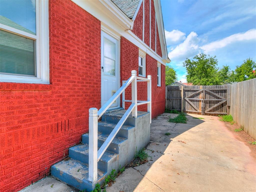 2240 NW 13th Street