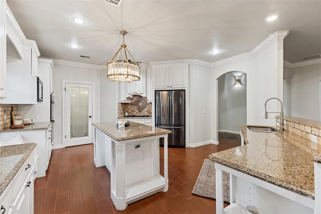11208 Woodbridge Road