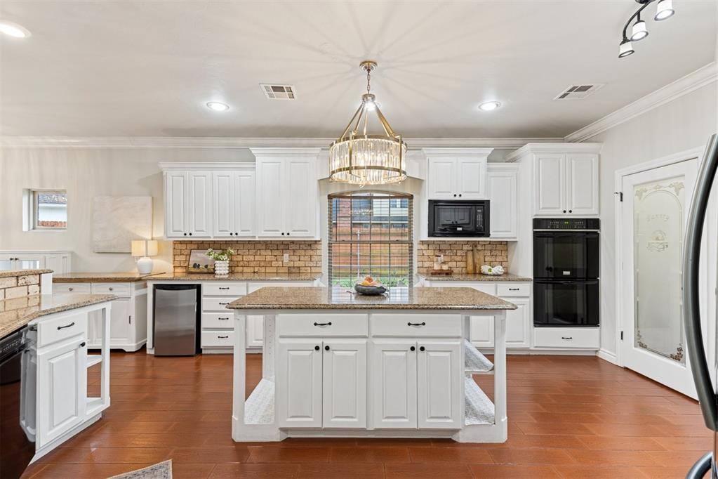 11208 Woodbridge Road