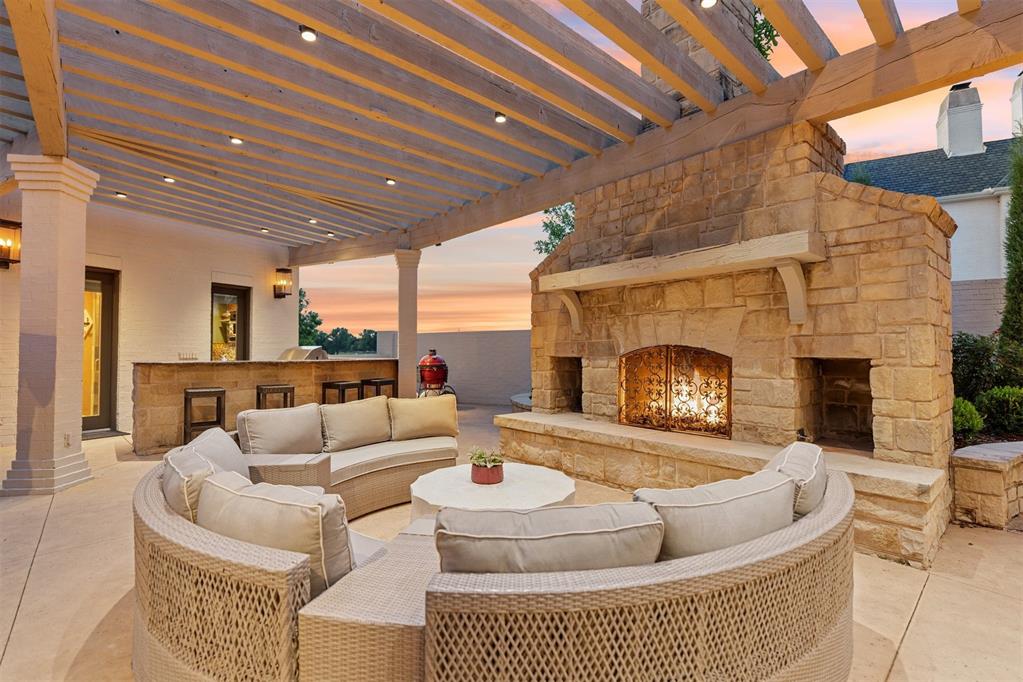 18909 Saddle River Drive