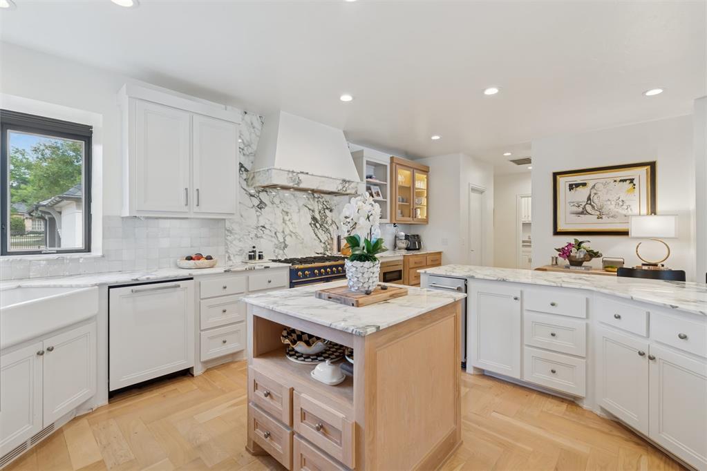 18909 Saddle River Drive