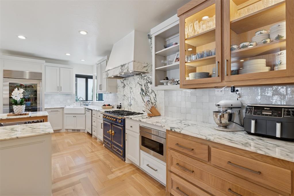 18909 Saddle River Drive