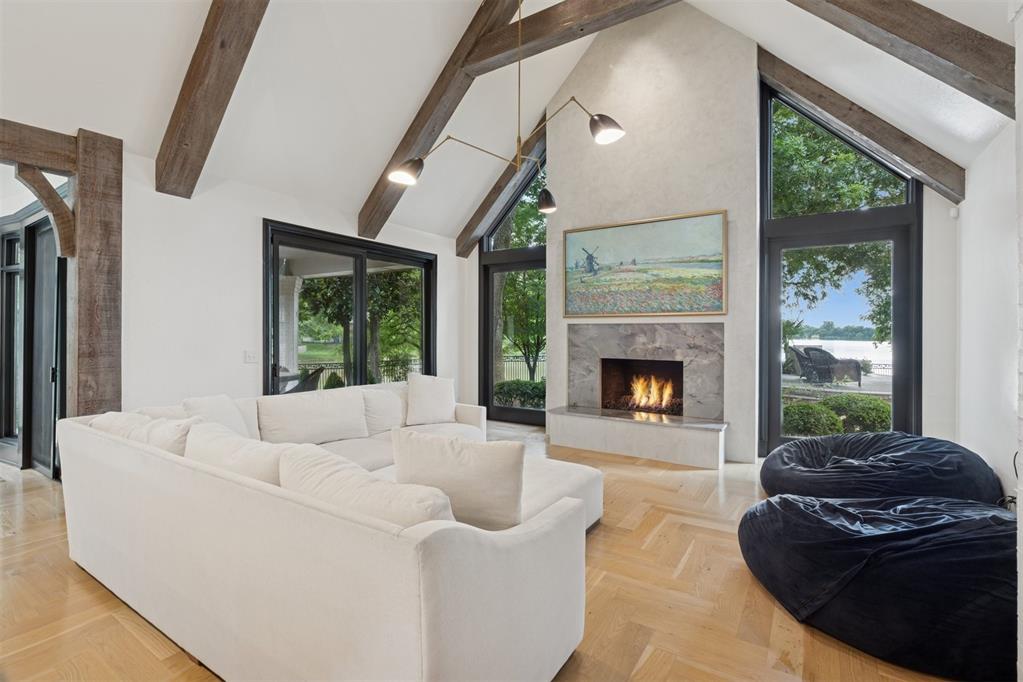 18909 Saddle River Drive