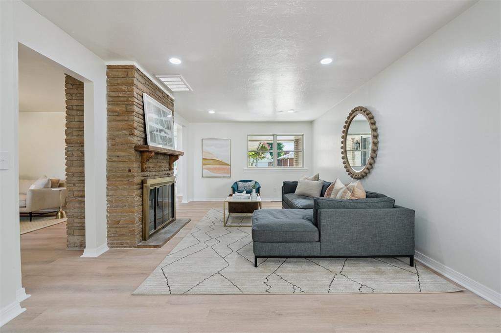 2427 NW 43rd Circle